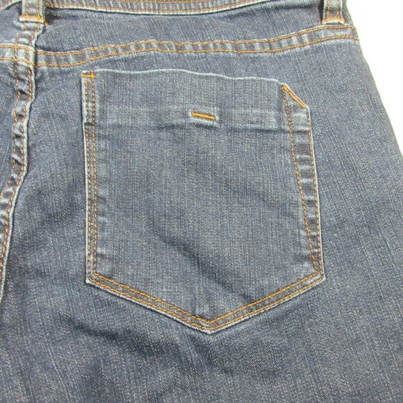 Tommy Bahama womens dark distressed stretch denim bermuda shorts 6 EUC - Picture 8 of 9
